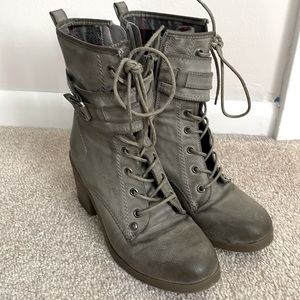 Guess boots in a gray/tan with plaid lining and chunky 2” heel